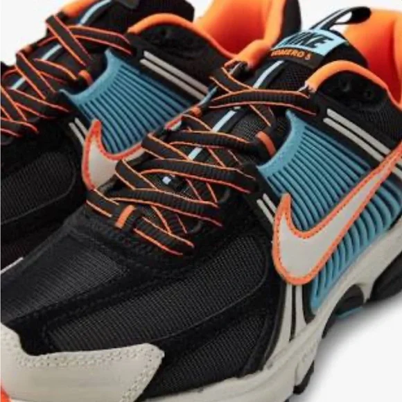 NIKE MEN’S AIR ZOOM VOMERO 5 'BLUE GAZE TOTAL ORANGE' - Picture 3 of 15